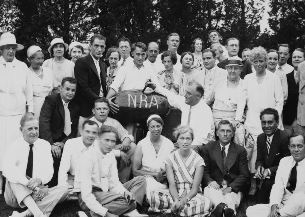 1934: NRA helps draft National Firearms Act